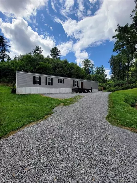 10298 S Nc Highway 18, Laurel Springs, NC 28644