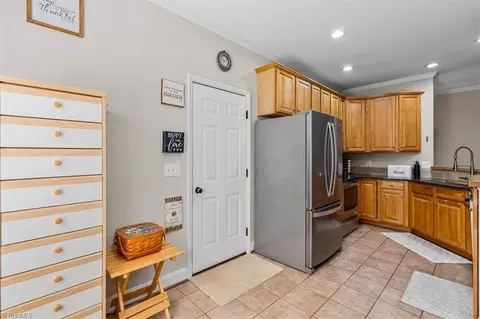 105 Meadows Edge Rd, Clemmons, NC 27012 photo 15