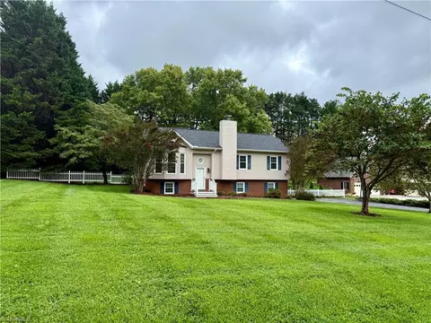 268 Meadow Ln, Millers Creek, NC 28651