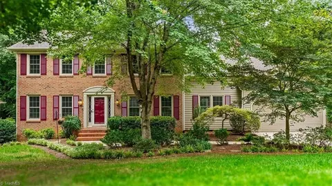 1005 Chatfield Dr, Greensboro, NC 27410
