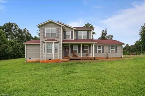 1209 Myers Rd, Yadkinville, NC 27055
