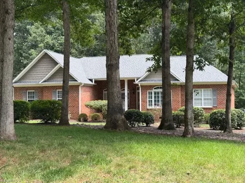 189 March Ferry Rd S, Advance, NC 27006