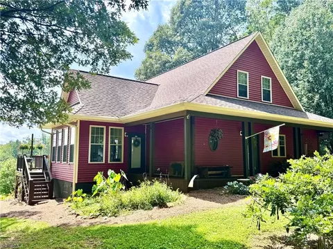7422 Wilkes Yadkin Rd, Hamptonville, NC 27020