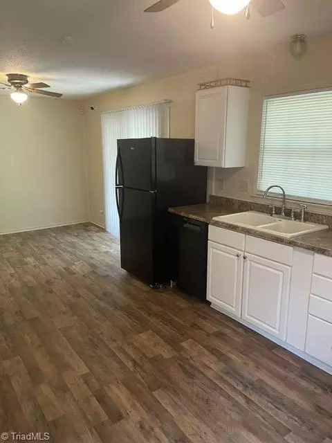 Kitchen - 1905 Boulding Ave, High Point, NC 27265 photo 2 of 2