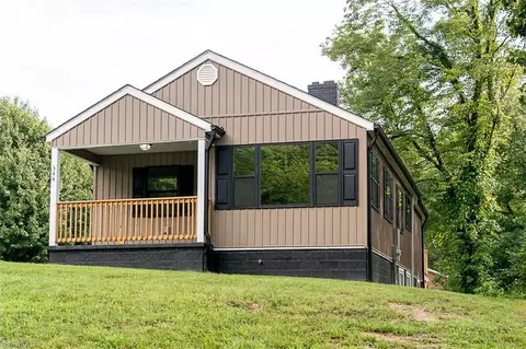 344 Linville Rd, Mount Airy, NC 27030