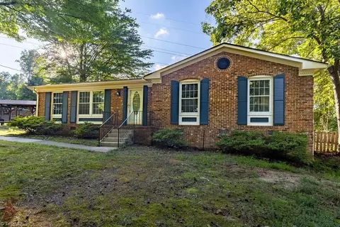 1808 Heilwood Dr, Greensboro, NC 27407