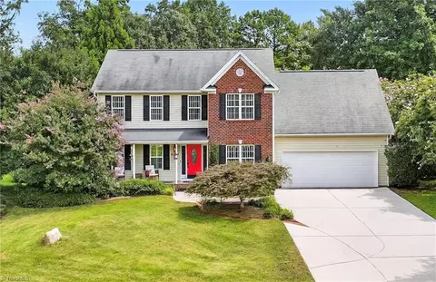 2104 Ventura Ct, Greensboro, NC 27406