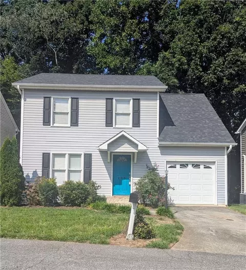 205 Guinevere Ct, Winston Salem, NC 27104
