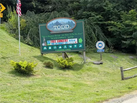 14 Elk Creek Mtn, Todd, NC 28684