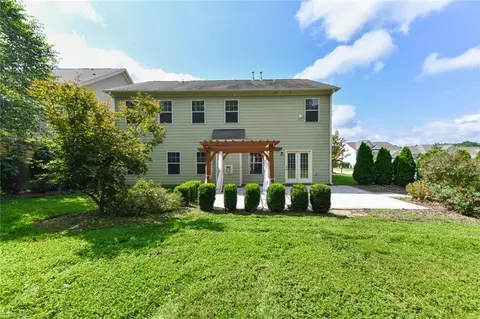 Exterior - 2403 Hammock Dr, High Point, NC 27265 photo 3 of 8