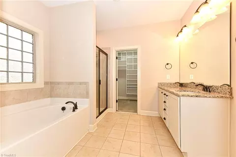 Bath - 2403 Hammock Dr, High Point, NC 27265 photo 1 of 5