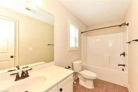 Bath - 2403 Hammock Dr, High Point, NC 27265 photo 5 of 5