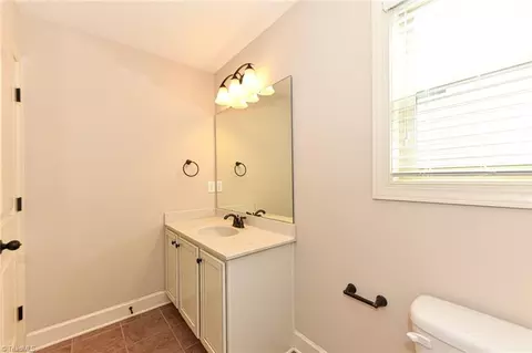 Bath - 2403 Hammock Dr, High Point, NC 27265 photo 4 of 5