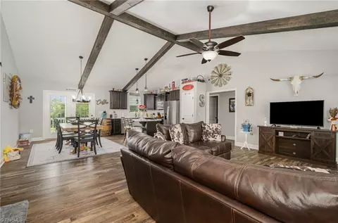 1645 K Fork Rd, Madison, NC 27025 photo 8