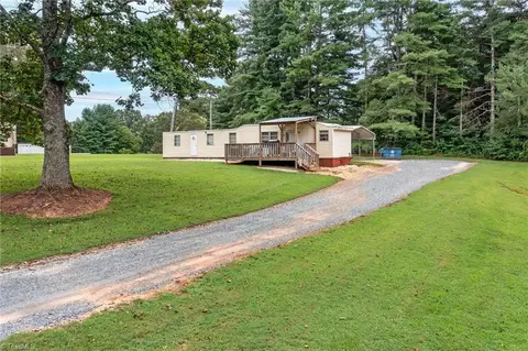 7410 Olin Rd, Pfafftown, NC 27040 photo 11