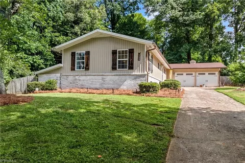 3051 Waterford Rd, Winston Salem, NC 27106