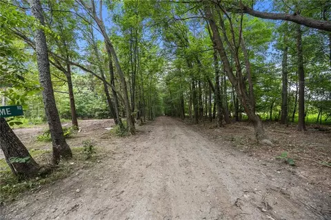 220 Newsome Dr, Stoneville, NC 27048
