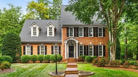 700 Topwater Ln, Greensboro, NC 27455