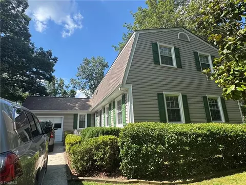 1923 Halifax Ct, High Point, NC 27265