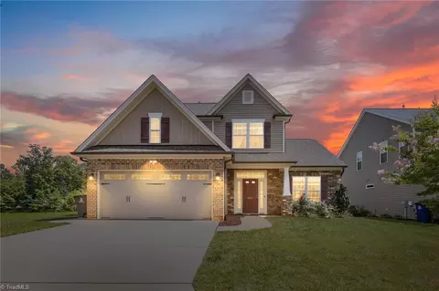 5191 Sedge Hollow Dr, Kernersville, NC 27284