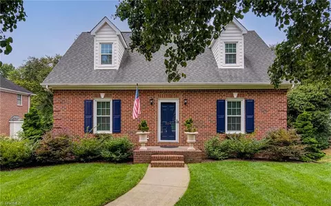204 Bradford Lake Ct, Lewisville, NC 27023
