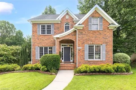 7519 Kristen Dr, Oak Ridge, NC 27310