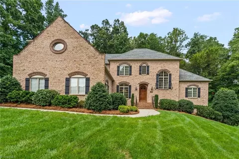 8312 Linville Oaks Dr, Oak Ridge, NC 27310