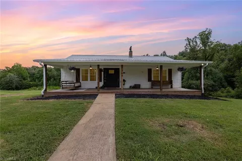 368 Manuel Rd, Mayodan, NC 27027