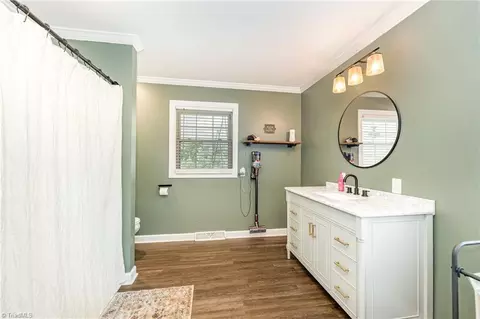 Bath - 368 Manuel Rd, Mayodan, NC 27027 photo 1 of 1
