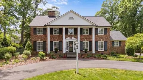 505 Cornwallis Dr W, Greensboro, NC 27408