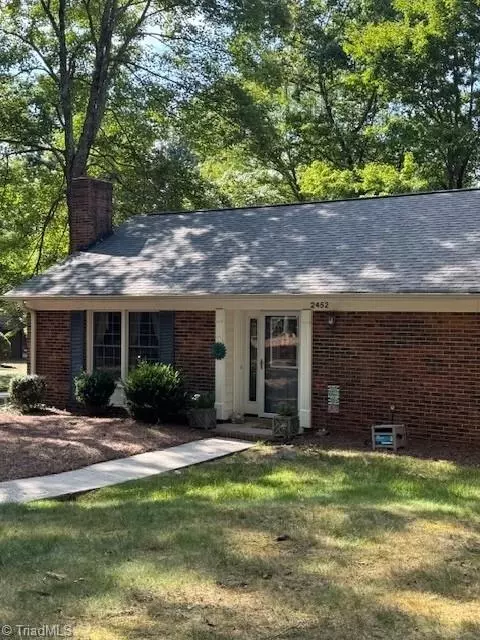 2452 Cottage Pl, Greensboro, NC 27455