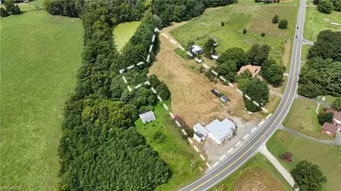 1610 Nc Highway 61, Whitsett, NC 27377