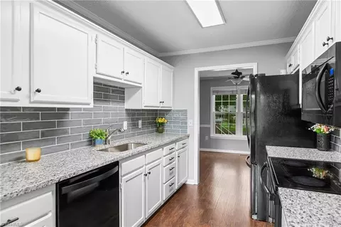 105 Forrest Oaks Dr, King, NC 27021 photo 11