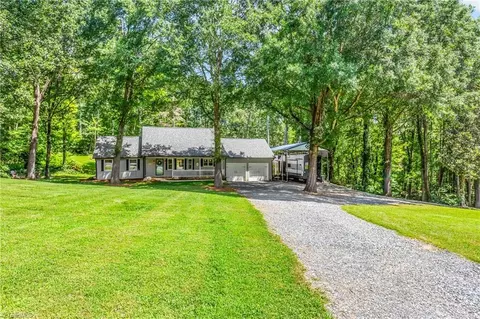 1140 Marshall Smith Rd, King, NC 27021