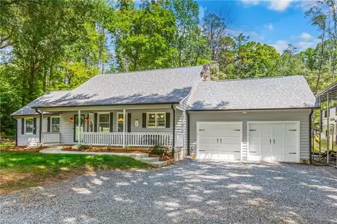 1140 Marshall Smith Rd, King, NC 27021 photo 3