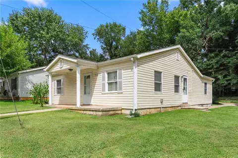 800 Cliffside Ave, High Point, NC 27263