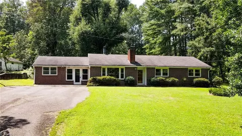 3074 Old Salisbury Rd, Winston Salem, NC 27127