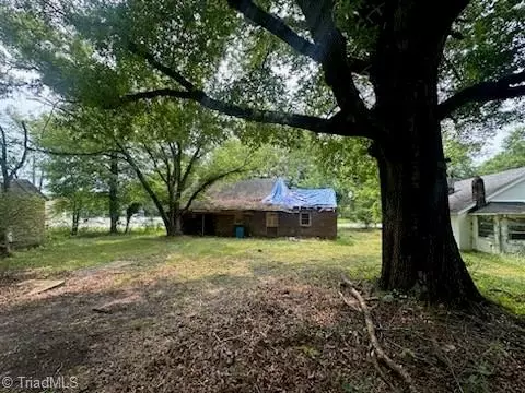 800 Ridge St, Madison, NC 27025