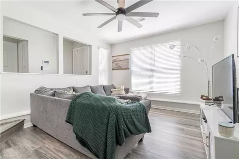 3205 Pipers Way, High Point, NC 27265 photo 6