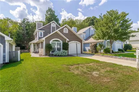 3205 Pipers Way, High Point, NC 27265 photo 2