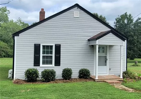 1233 Front St, Eden, NC 27288