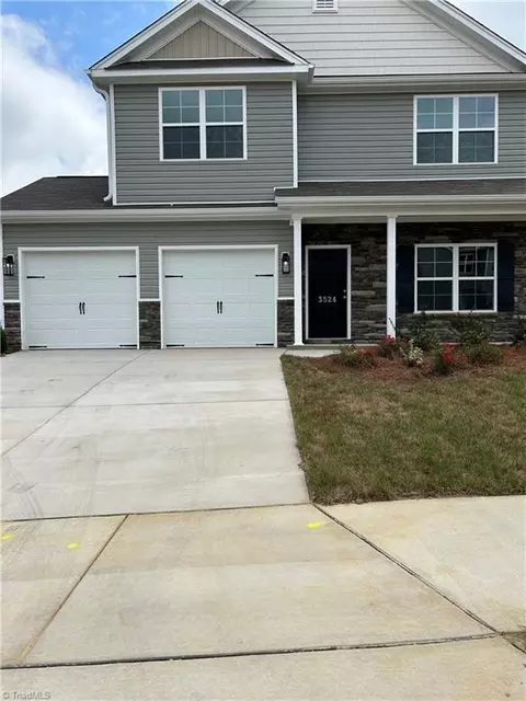 3524 Wilcox Ct, Greensboro, NC 27405