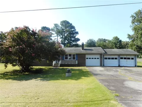 6007 Checker Rd, High Point, NC 27263