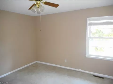 6007 Checker Rd, High Point, NC 27263 photo 13