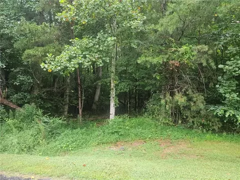 2145 Jefferson Oaks Dr, Rural Hall, NC 27045