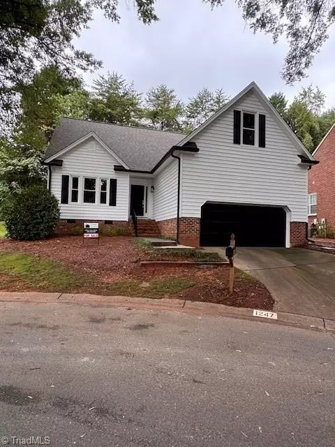 1247 Stadler Ridge Rd, Winston Salem, NC 27106