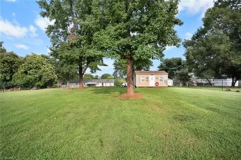 3846 Azalea Ln, Trinity, NC 27370 photo 24