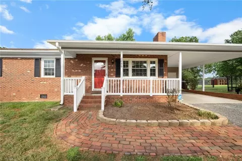 3846 Azalea Ln, Trinity, NC 27370
