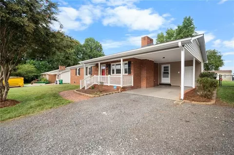 3846 Azalea Ln, Trinity, NC 27370 photo 3