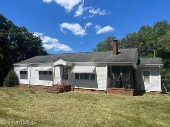 146 Hooker Trl, Mount Airy, NC 27030